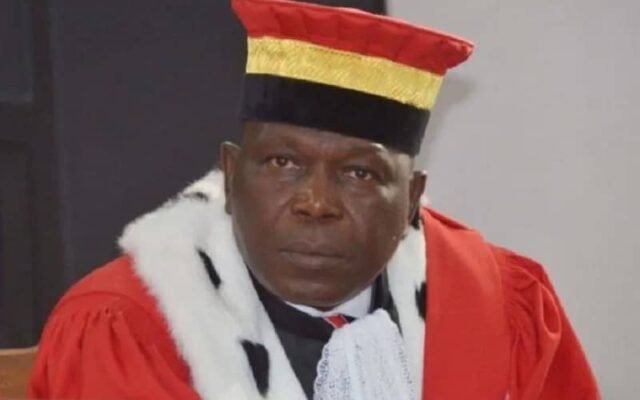 Guinée : l&rsquo;ancien président de la Cour constitutionnelle Mohamed Lamine Bangoura condamné à sept ans de prison