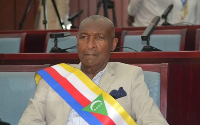 Aéroport, hôpital El-Maarouf : quel contrôle Maître Mzimba exerce-t-il en tant que député de l&rsquo;opposition ?